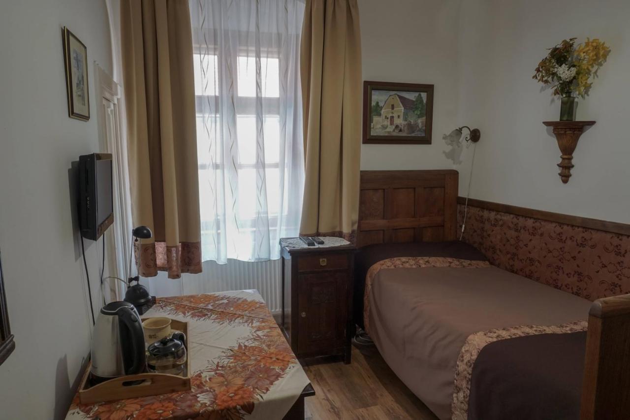 Pont Vendégház Kőszeg Esterno foto