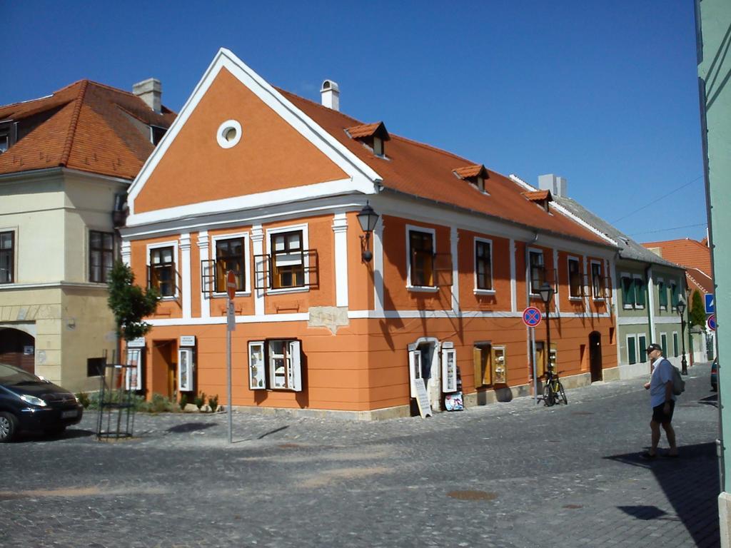 Pont Vendégház Kőszeg Esterno foto